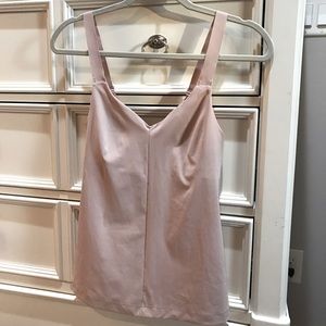 Lululemon 6 nude tank top shelf bra tan